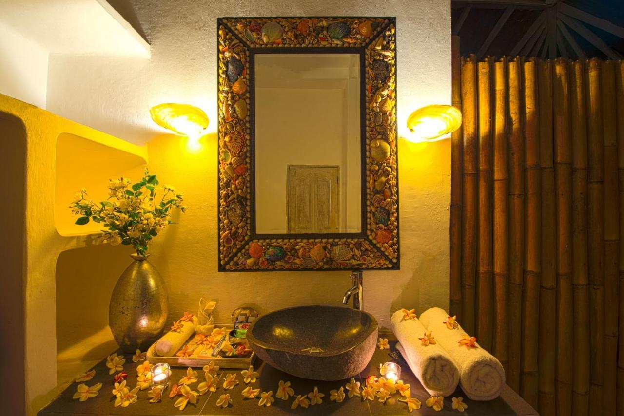 Villa Enjoy - Seminyak Center Екстериор снимка