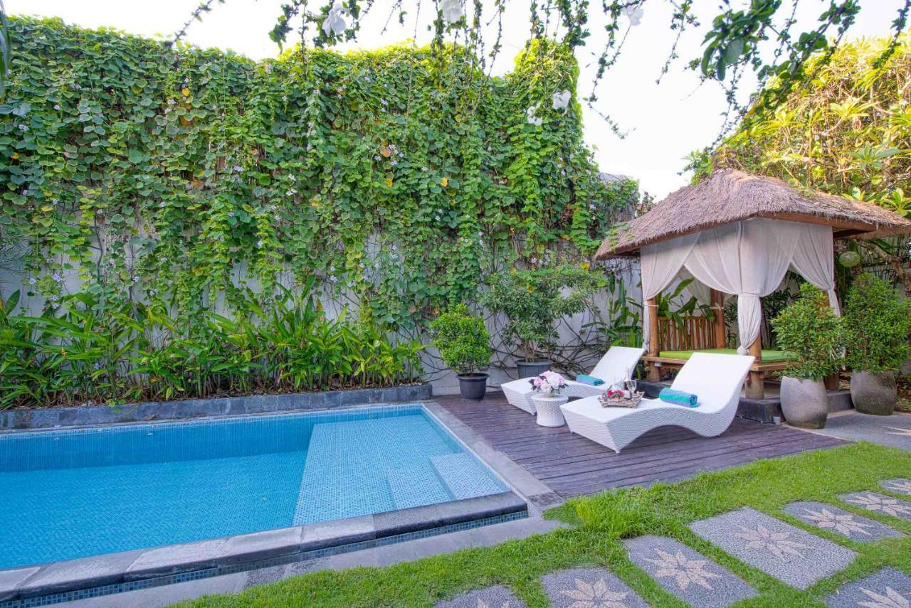 Villa Enjoy - Seminyak Center Екстериор снимка