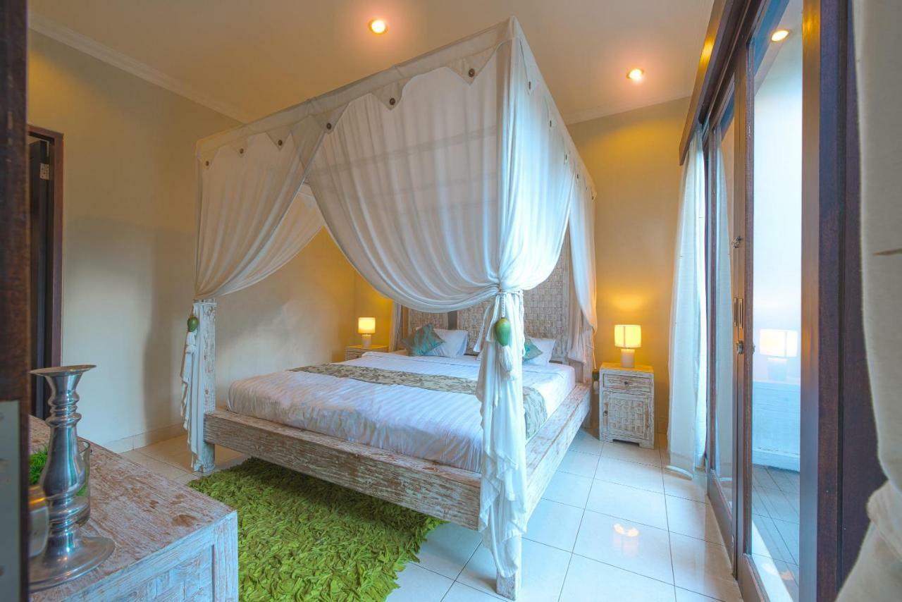 Villa Enjoy - Seminyak Center Екстериор снимка